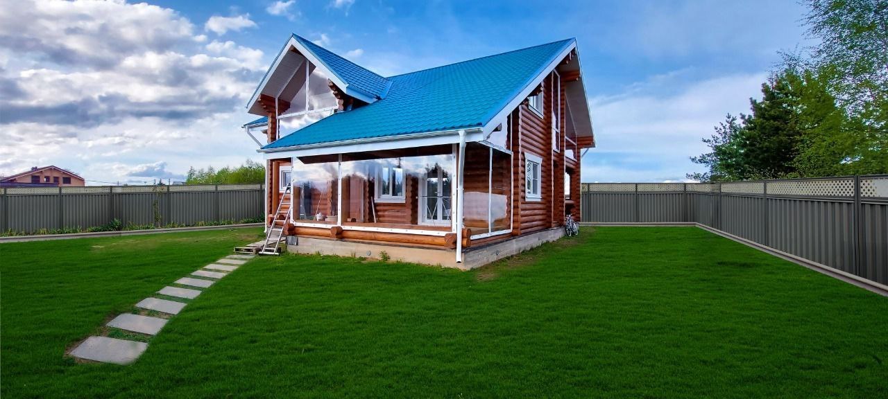 Мягкие окна на веранде загородного дома в посёлке Софрино